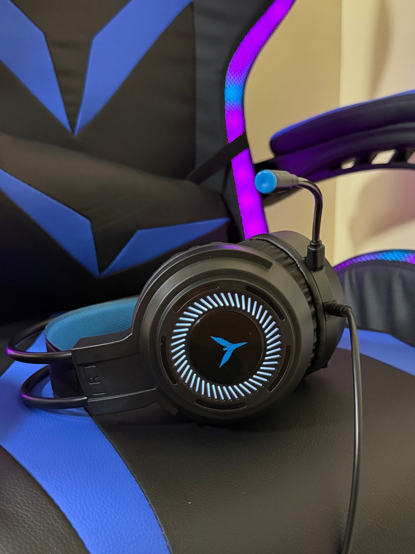 Premium RGB Gaming Headset with Mic – Immersive 7.1 Surround Sound